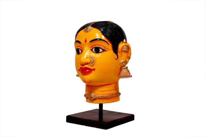 Kinnal Gowri Head