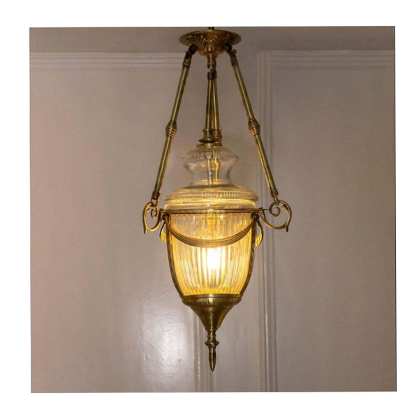 Vyre Pendant Light
